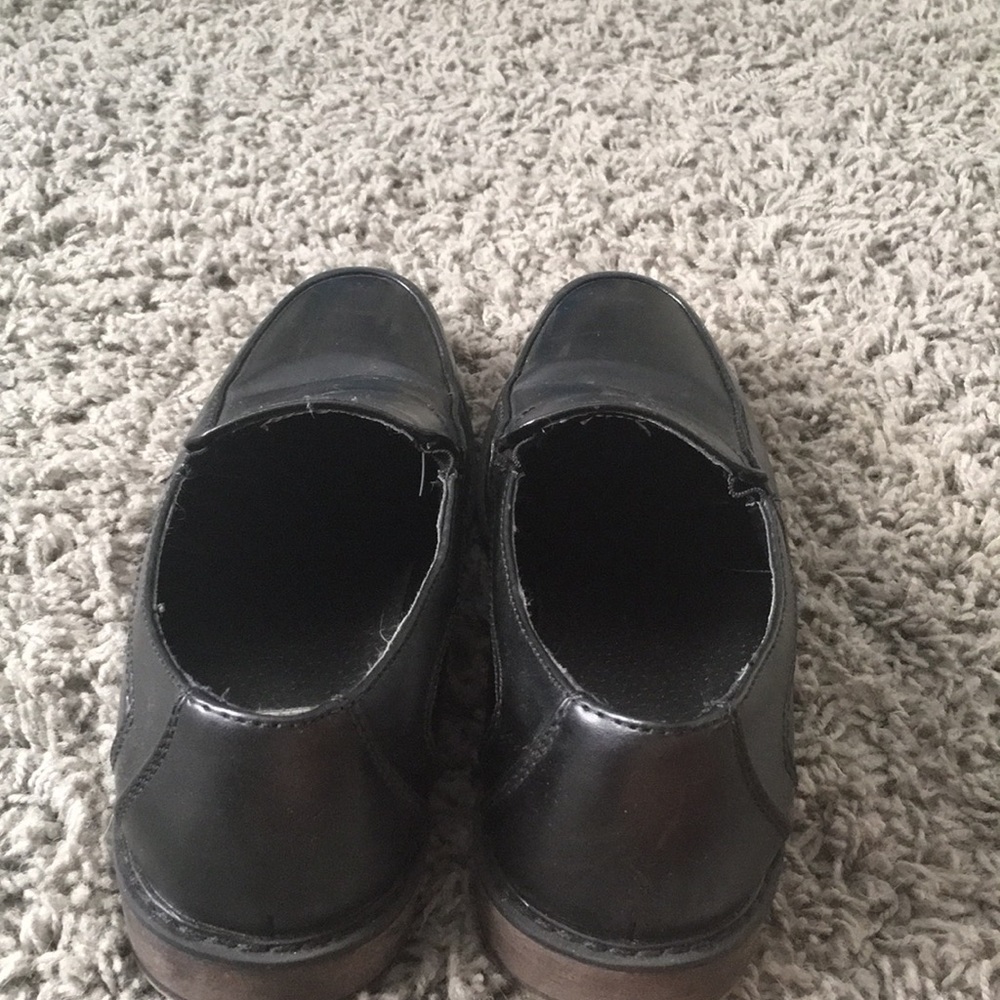Dress shoes for kids size 5M